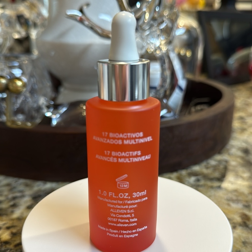 ALLEVEN Prodigy Oil Skincare Serum & Face Oil
30ML - Picture 4 of 6